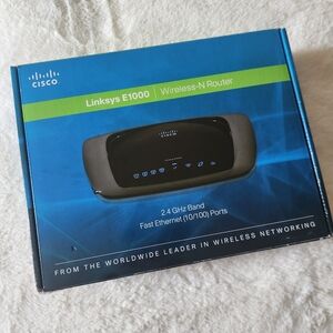Linksys E1000 Wireless Router